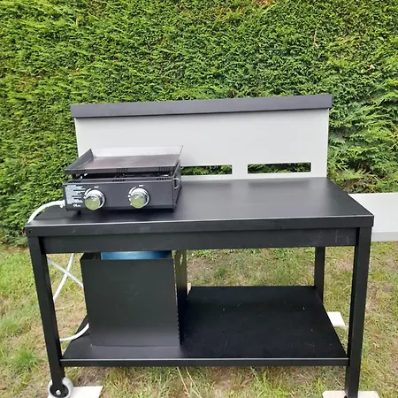 Mobil Les Charmettes 4 Etoiles En Charente Maritime Pres Du Zoo De La Palmyre 8 Personnes Confort 3 2salles De Bains 2 Wc Lave Linge Lave Vaisselle Climatisation Bien Situe 度假居 *